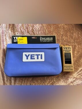 Yeti Ultramarine Violet 3L Sidekick Strap-and-Go Waterproof Case and Strap